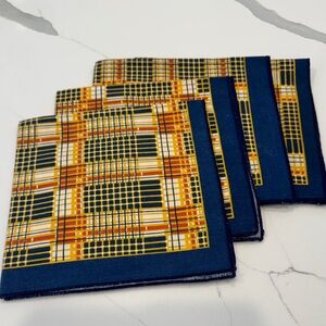 Plaid Patterned Napkins Set 4